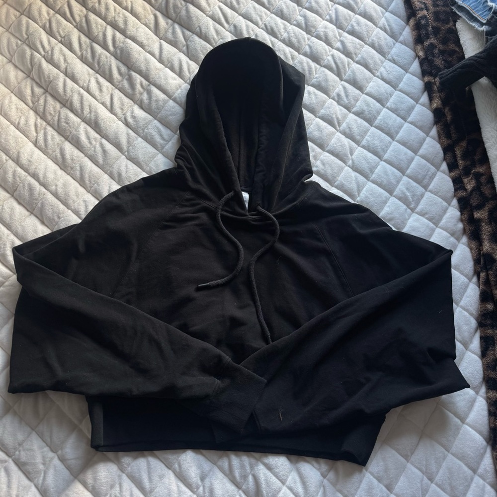 Alo Black Cropped Hoodie